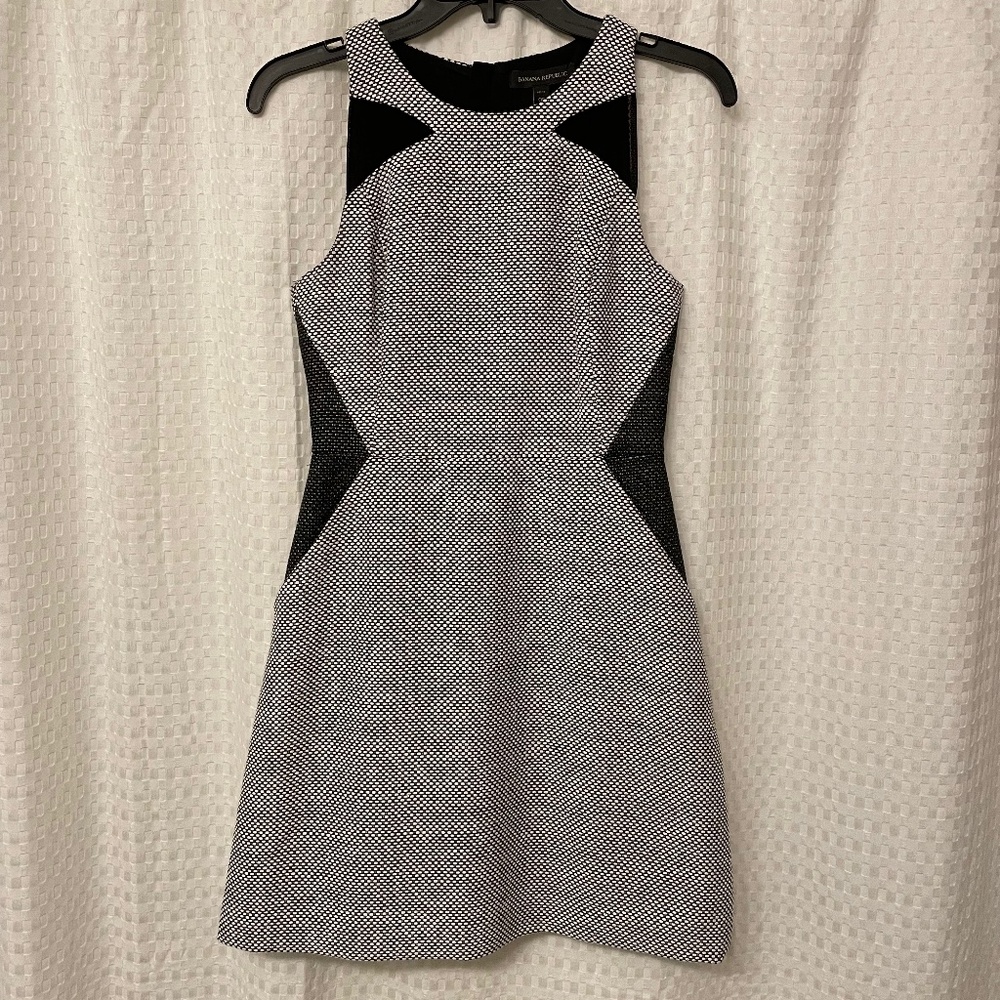 Banana Republic Black & White Dress 0P